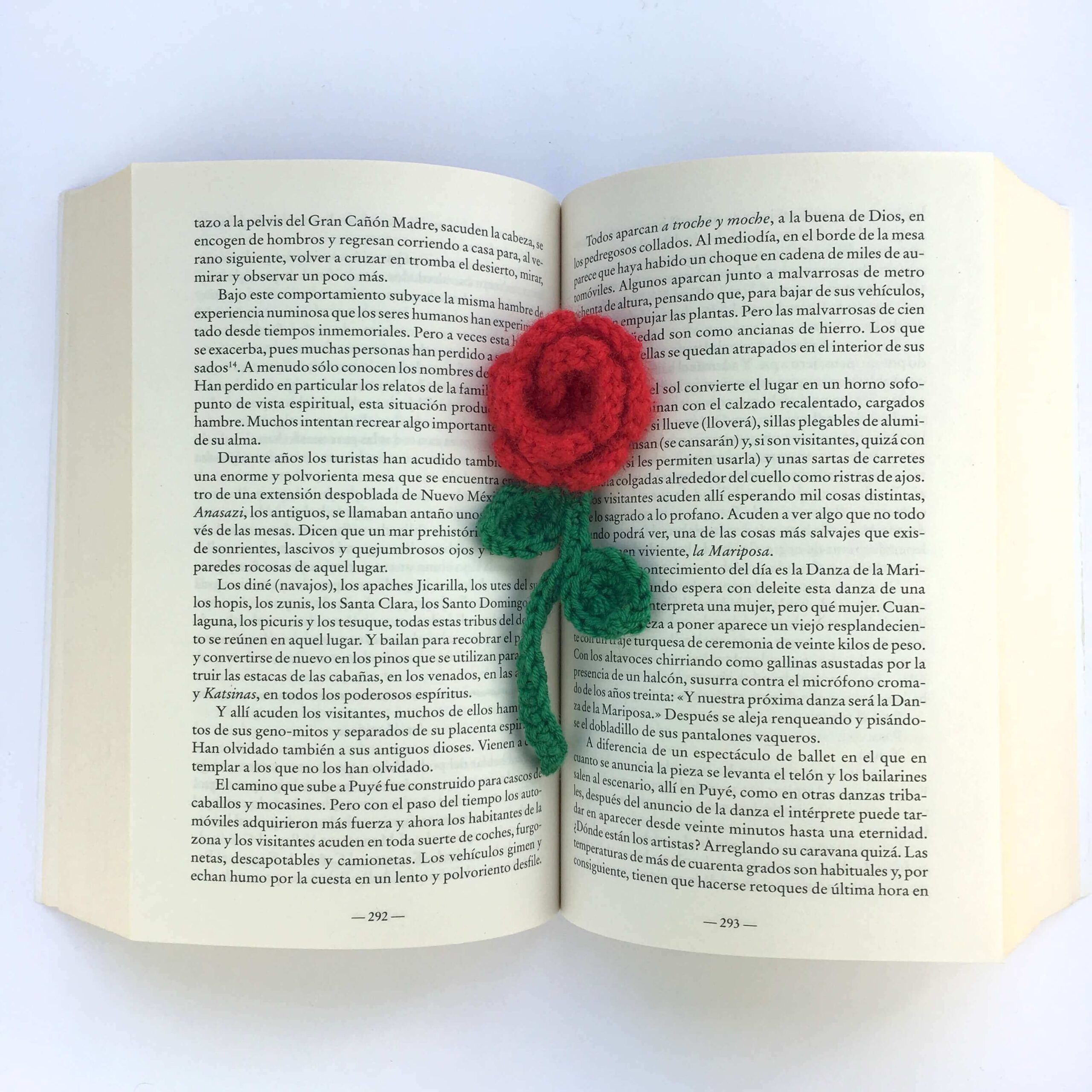 rosa de ganchillo punto de libro